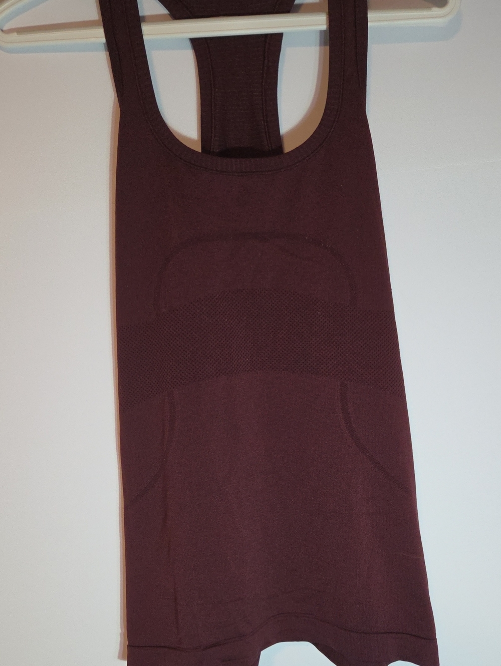 lululemon athletica Seamless Racerback Tank in Wine Size 10